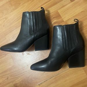 Booties Very good conditions size 6,5